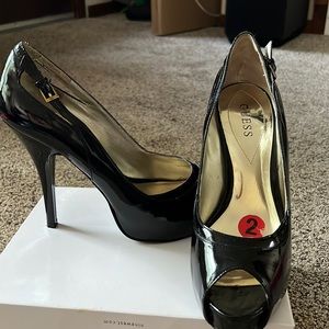 GUESS Patent Leather peep toe stiletto  heel sz 10m